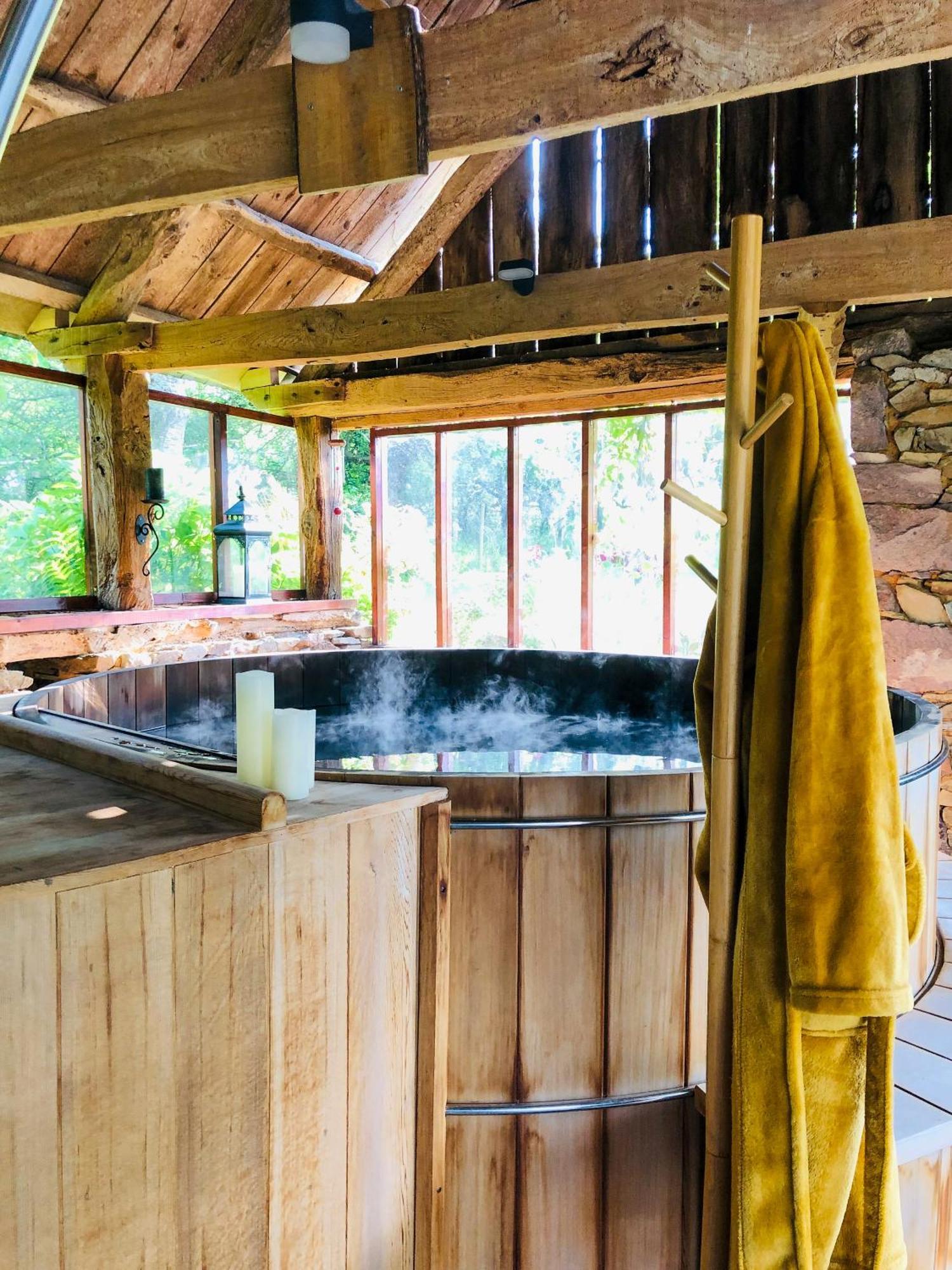 Demeure Du Porzou, Chambres D'Hotes De Charme Dans Demeure D'Exception, Parc Paysager, Spa, Massages, Proche Paimpol, Classe 4 Epis Yvias ภายนอก รูปภาพ